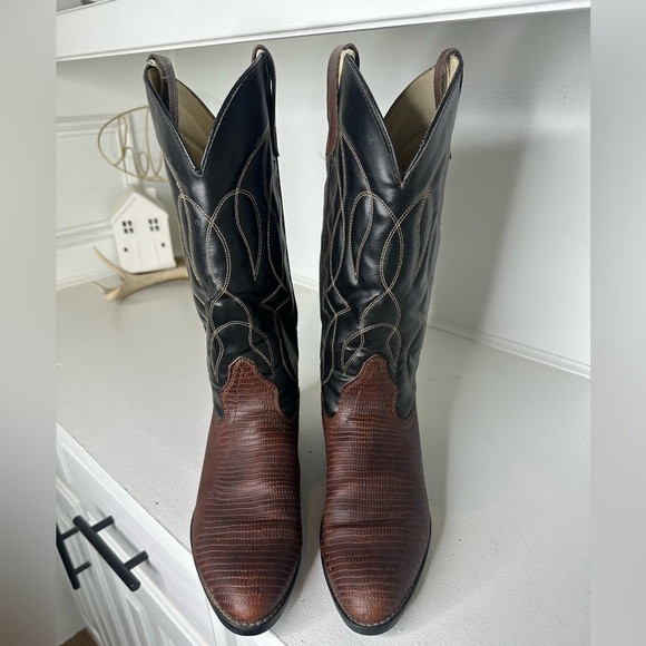 Bronco Western Cowboy Boots Women’s 9.5 Men’s 8 Brown Leather Made in USA - Picture 2 of 9